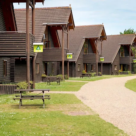 Yha London Lee Valley-3