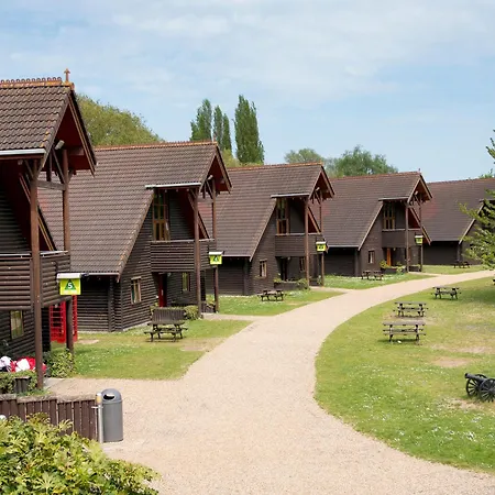 YHA London Lee Valley-2