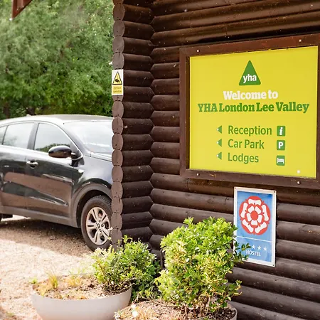 YHA London Lee Valley-3